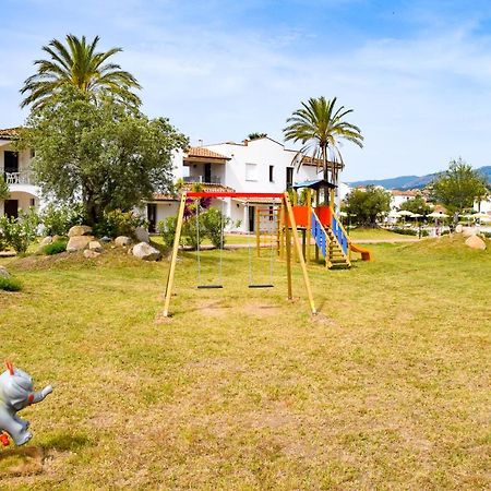 Marina Torre Navarrese Resort 산타마리아나바레제 외부 사진