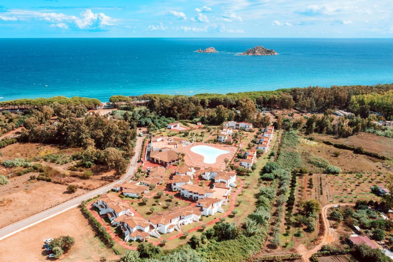 Marina Torre Navarrese Resort 산타마리아나바레제 외부 사진
