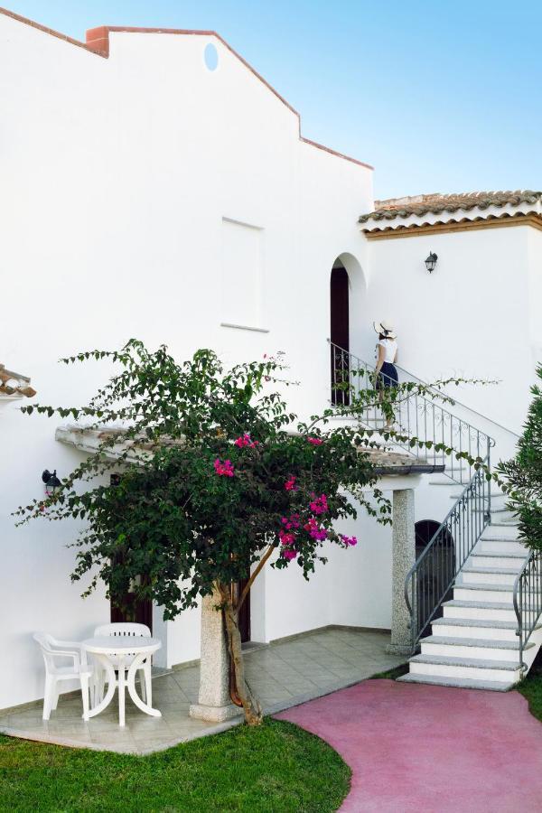 Marina Torre Navarrese Resort 산타마리아나바레제 외부 사진